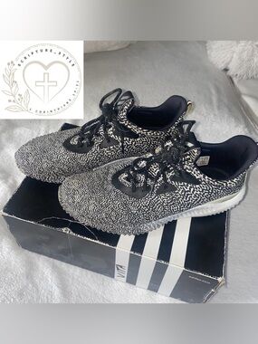 adidas Men’s Black & White Patterned Knit Sneakers